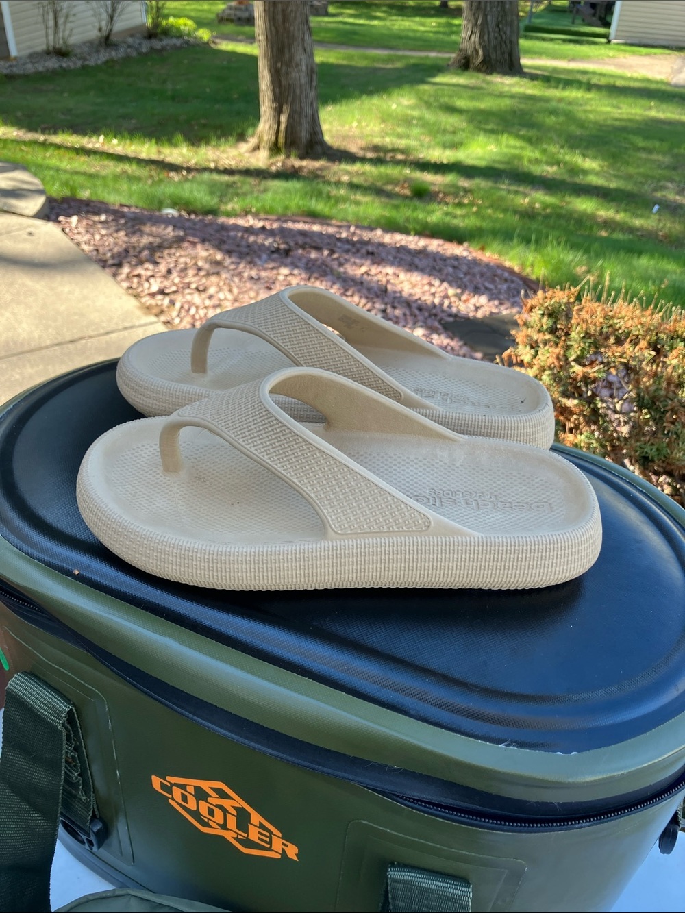 Beach slides Beige Textured Foam Flip Flops